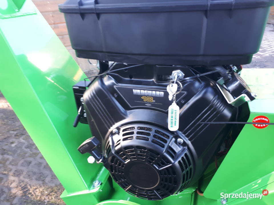 Rębak do gałęzi 10 z silnikiem 18 na gąsienicach sprzedam