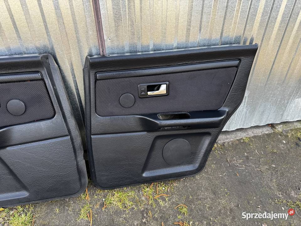 Boczki Audi 80 B4 tył elektryka głośniki sprzedam