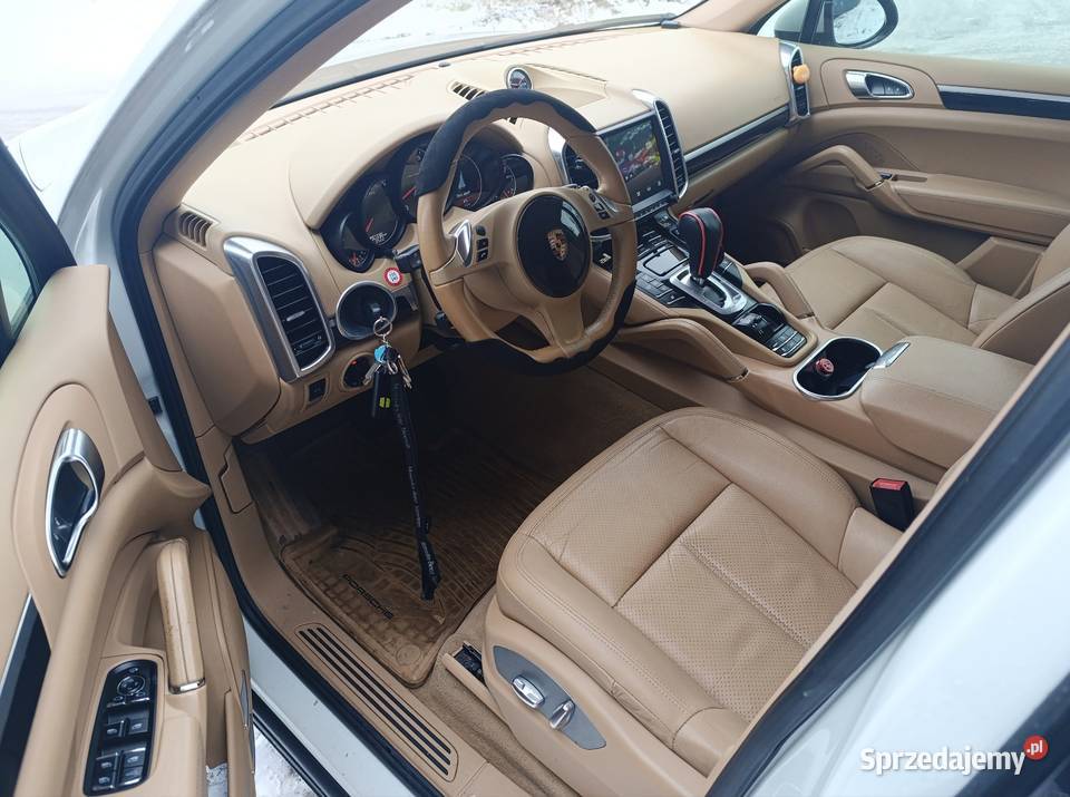 Porsche Cayenne 36 Zadbane dużym Serwisie Rok produkcji 2013 Rawa Mazowiecka sprzedam