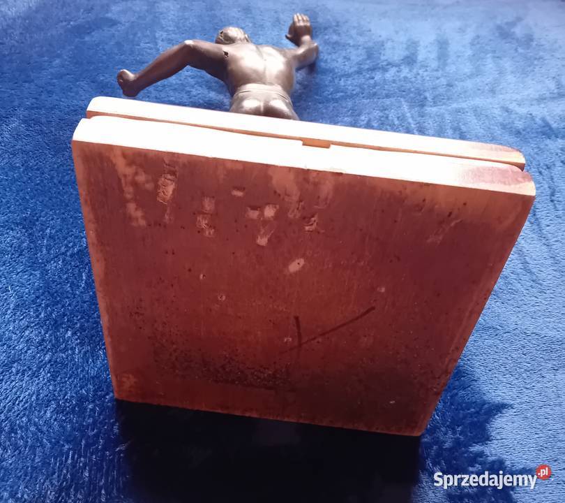 Figurka z brązu art deco olimpijczyk podstawa wielkopolskie Koźminek