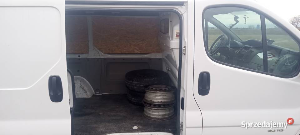 Uwaga Renault Trafic Blaszak 2013 20 dci Koło