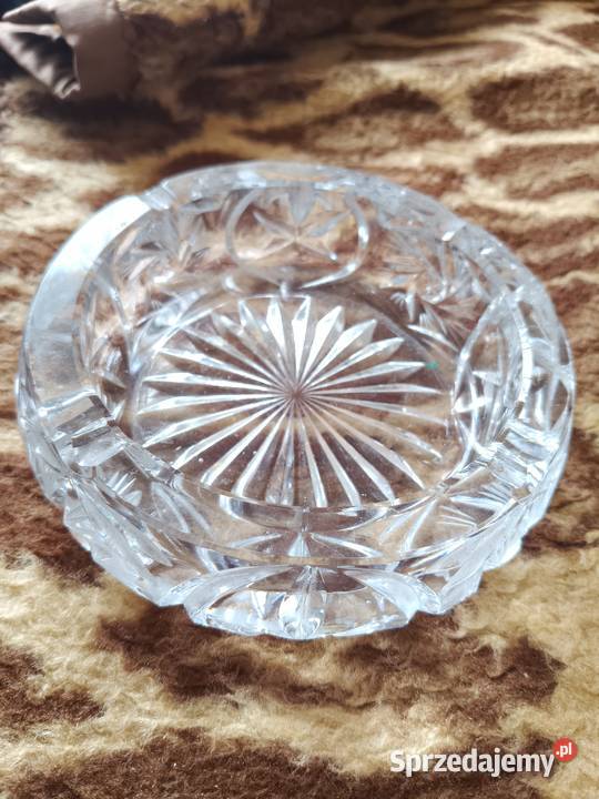 Kryształowa popielniczka z lat 70 XX wieku Porcelana i szkło Lublin