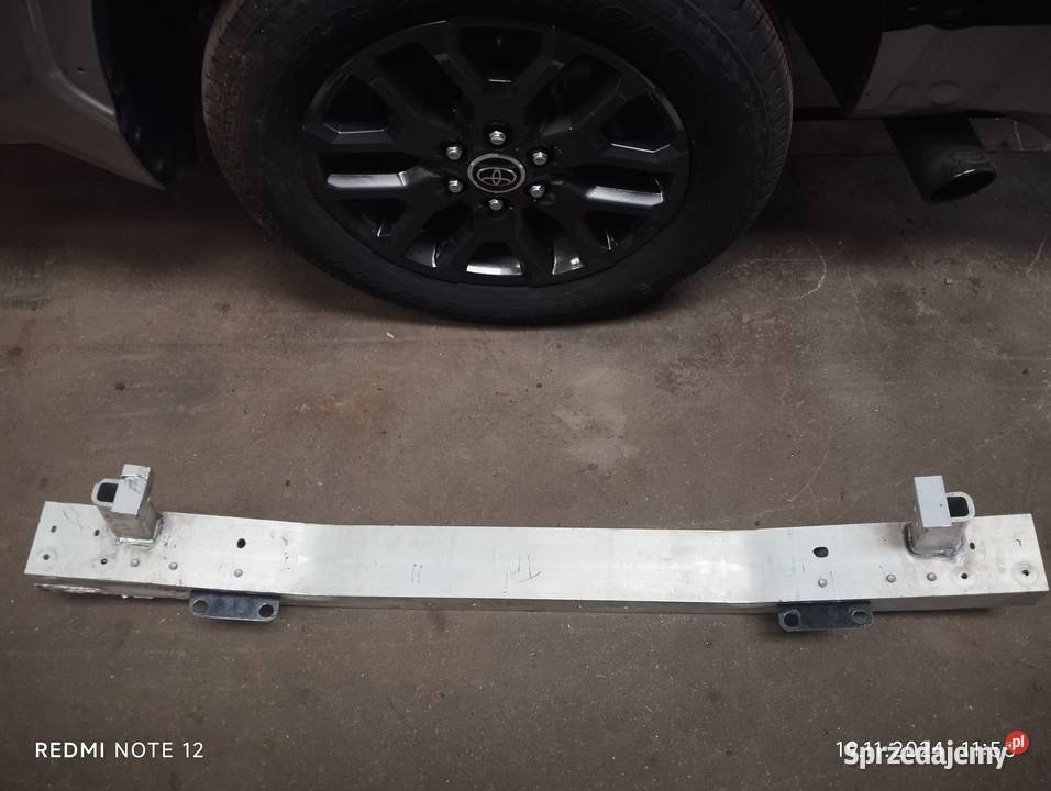 Toyota Tundra belka zderzaka wzmocnienie przód pomorskie Mojusz