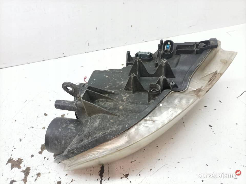 LAMPA PRZÓD LEWA Skoda Superb II 20082015 Lampy przednie