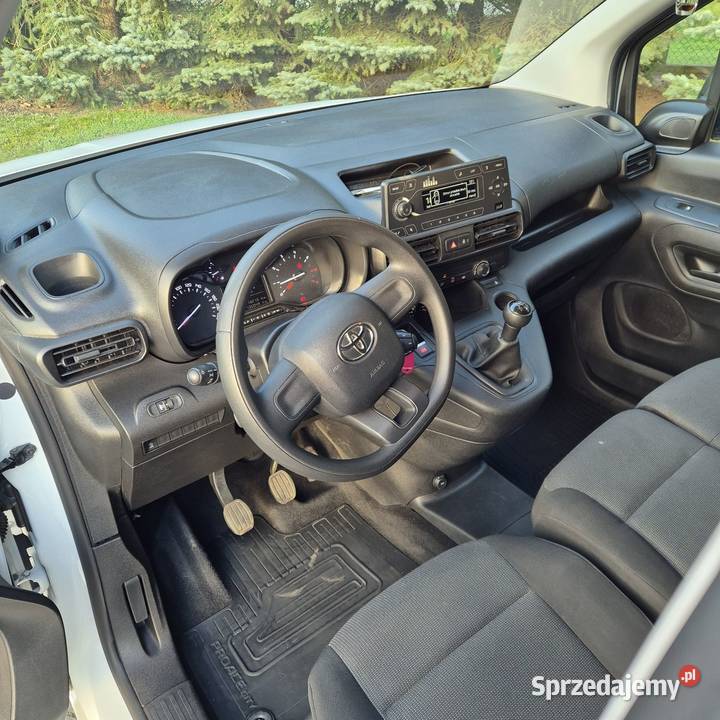 TOYOTA PROACE CITY 2021R 15 D4D HDI Faktura VAT Mińsk Mazowiecki