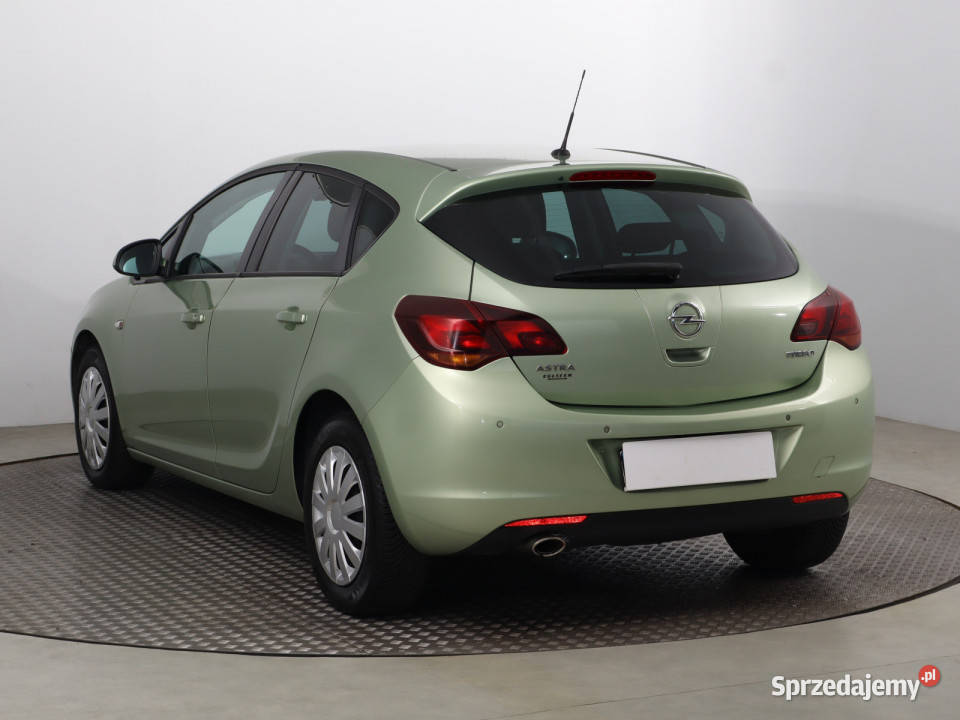 Opel Astra 14 T Bielany Wrocławskie