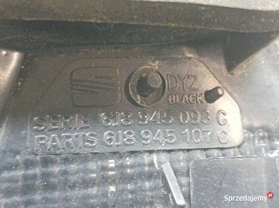 LAMPA TYŁ KOMPLET W KLAPĘ Seat Ibiza IV 2008