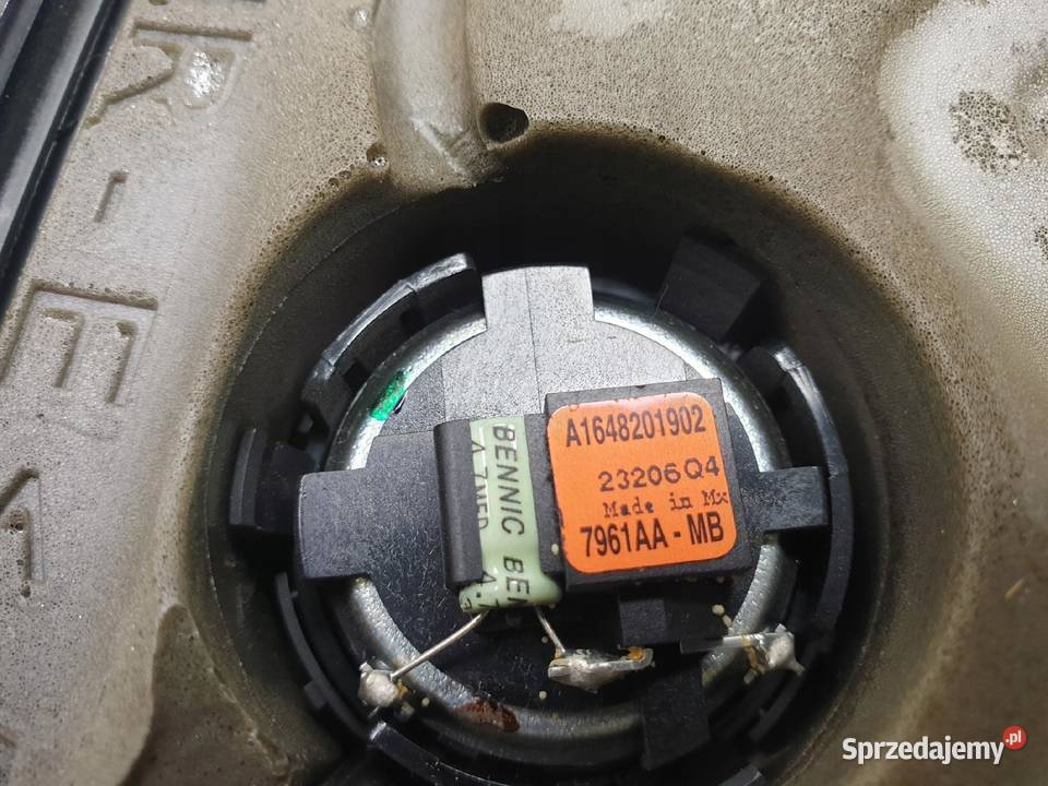 Mercedes ML W164 LEWA MASKOWNICA LUSTERKA Rudka