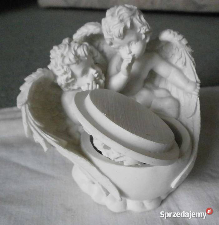 Precyzyjna Rzeźba Aniołki Kropielnica Alabaster małopolskie Kraków