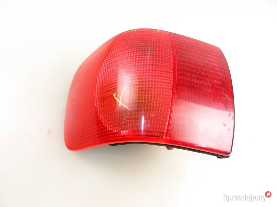 LAMPA PRAWA TYLNA AUDI 80 B4 8A0945096D Lampy tylne