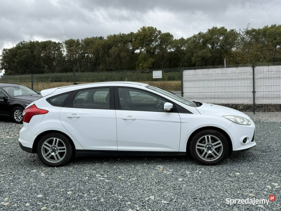 Ford Focus 16 8V TDCi 95 2011r Salon Mk3 ASR (kontrola trakcji)