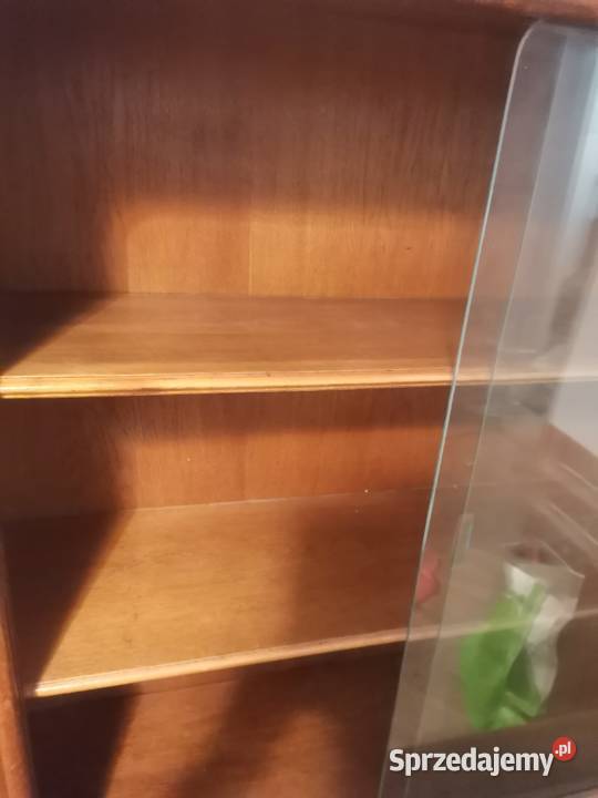 Kredens PRL Wołomin