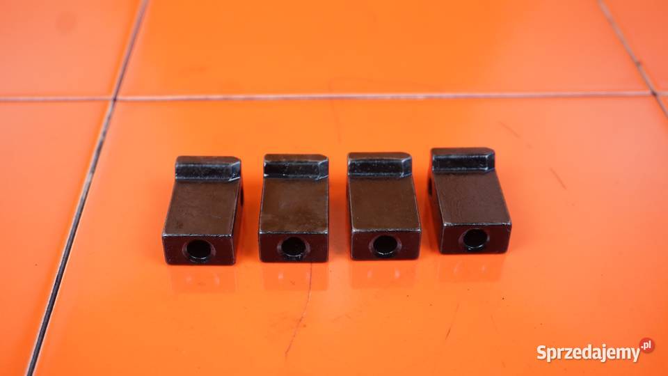 PASSAT B6 SUPERB 20 TDI 08r 140 BMP mocowanie osobowe Suków