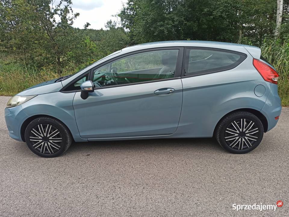 Ford fiesta mk7 125 Prywatny właściciel Stan radio Piotrków Trybunalski