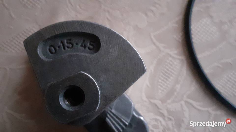 2 łapy regulowane frezarskie 01545 Narzędzia Szczecinek sprzedam