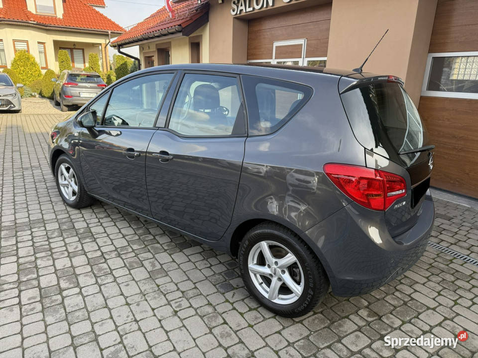 Opel Meriva 14 100 Klimatyzacja 2xPDC isofix Orzech