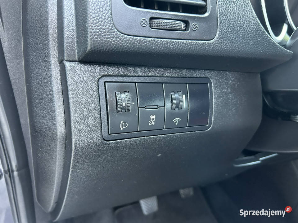 Kia Venga podgrz fotele multifunkcja wielofunkcyjna kierownica Żory sprzedam