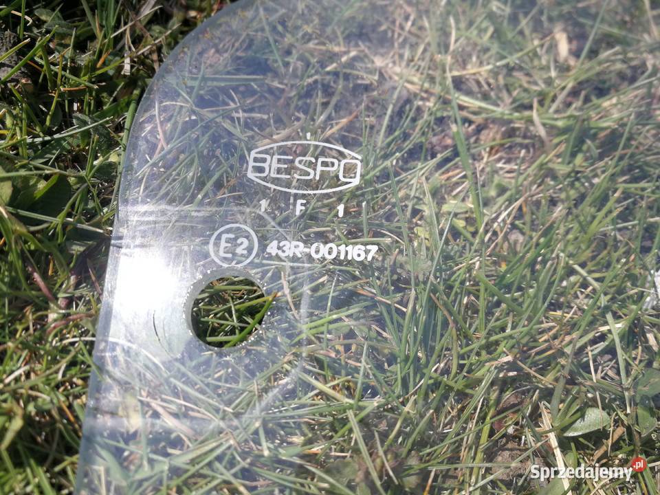 Szyby tylne uchylne Fiat 126p