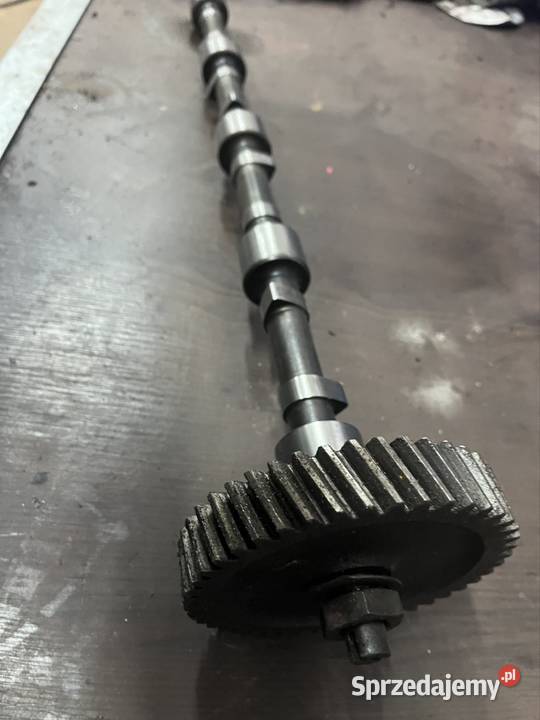 Wałek rozrządu Zetor 7211 4 cylindry łódzkie sprzedam