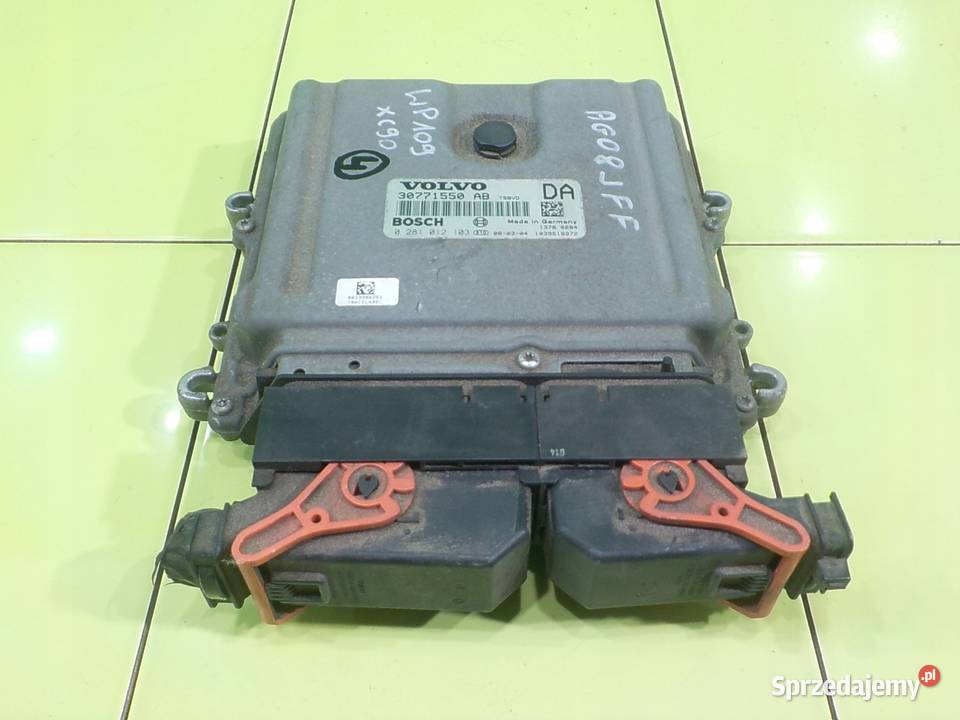 VOLVO XC90 I LIFT 24 D5 08r sterownik komputer Suków sprzedam