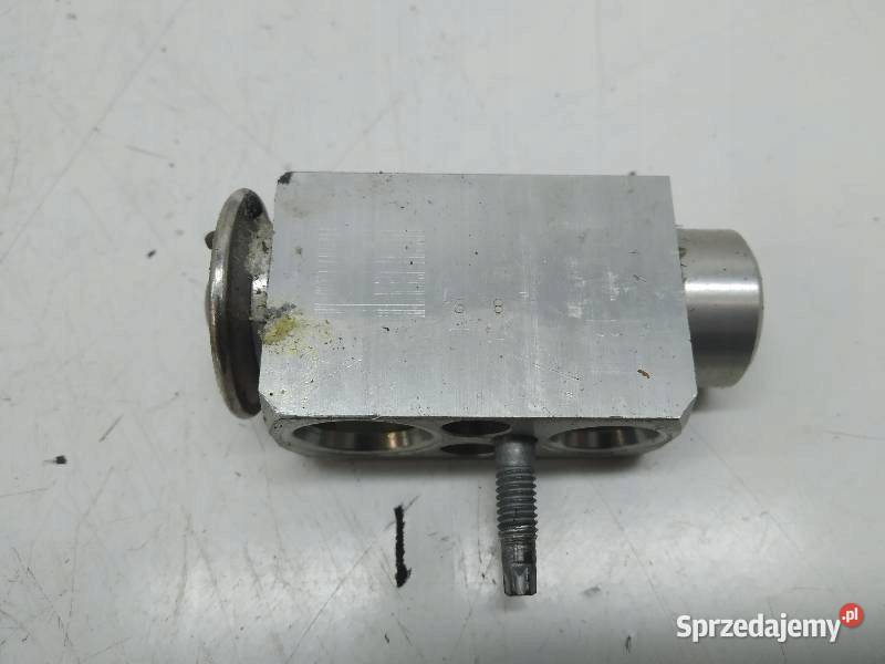 ZAWÓR PODCIŚNIENIA Bmw Seria 5 V E6061 20 D osobowe świętokrzyskie sprzedam