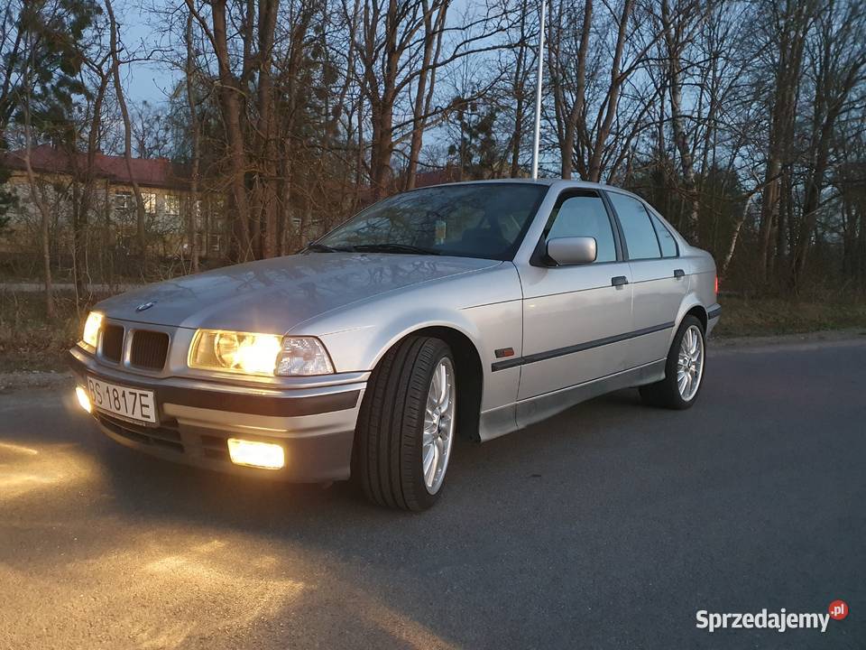 BMW E36 18 IS sedan seria zdrowa buda manualna podlaskie Suwałki