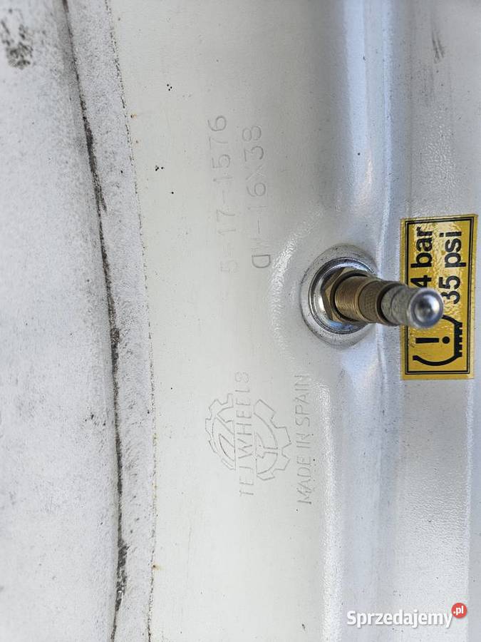 Koła Opony BKT 52085 R 38 RT 855 208 208R 38 Szprotawa sprzedam