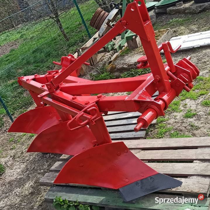 Pług 3 skibowy średni nieuszkodzony Przeworsk