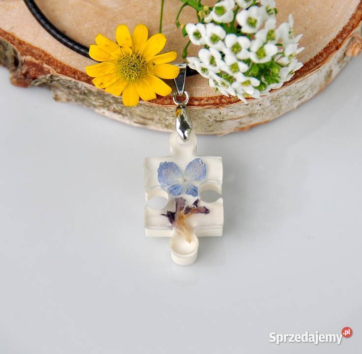 Wisiorek w kształcie puzzla żywica Chorzów