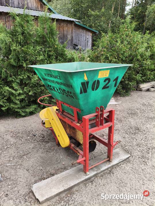 Rozsiewacz do nawozów Kłos Krzywa