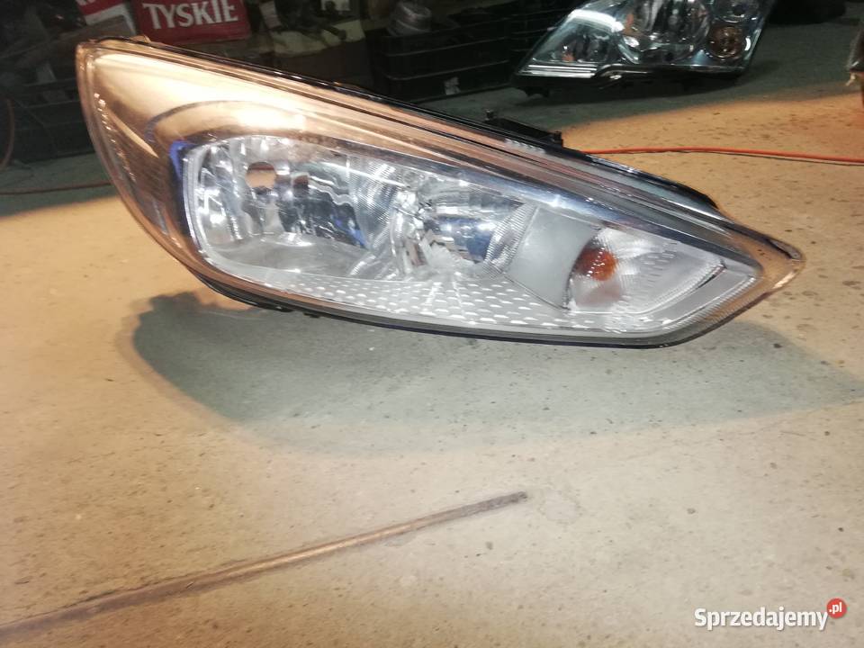 LAMPA PRAWA FORD FOCUS MK3 LIFT 2014 dolnośląskie Zbaków Górny