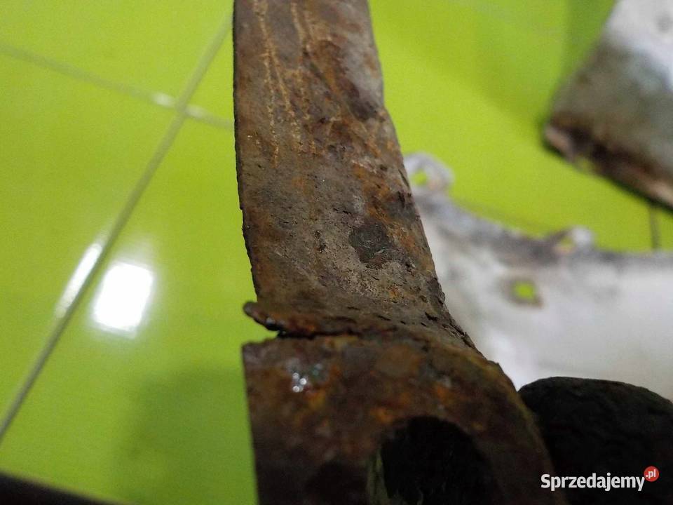 CHEVROLET CAPTIVA 10r blotnik prawy przod Suków sprzedam