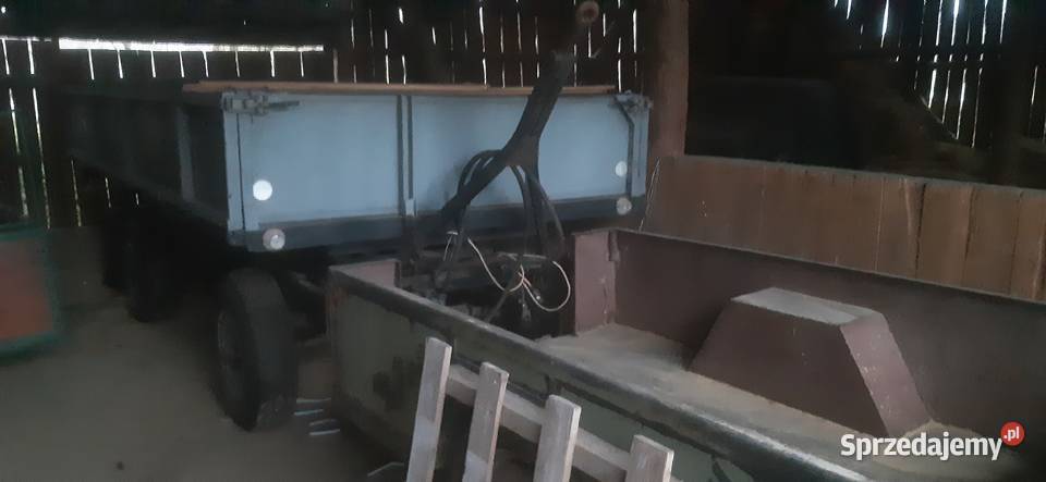 Przyczepa wywrotka d 35 Wieprz