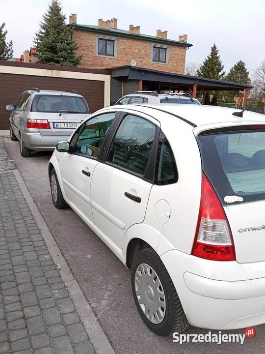 Piękny bez grama rdzy znikome spalanie diesel C3 mazowieckie