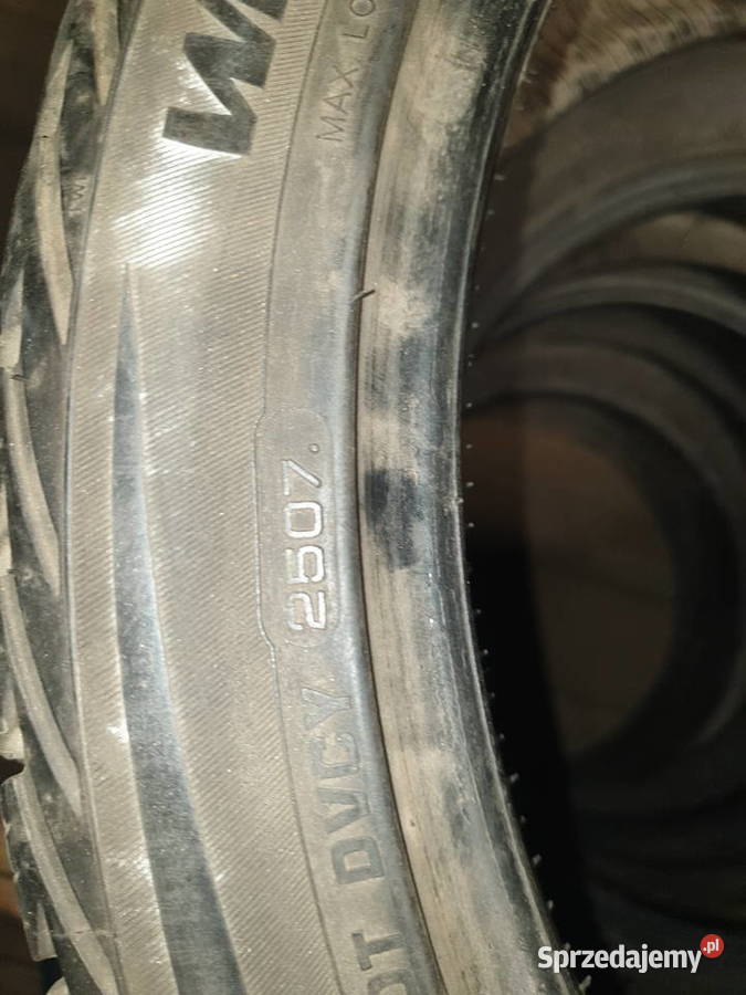 Opona Vredestein Giugiaro Winter Xtreme 23540R18 warmińsko-mazurskie Dobre Miasto