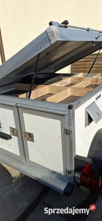 Przyczepa do przewozu psów pomorskie Tczew