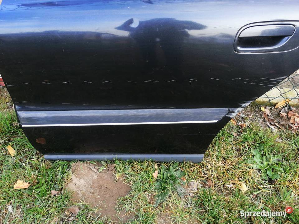 Drzwi kompletne volvo s60 2001 Rok produkcji 2001 Parczew sprzedam