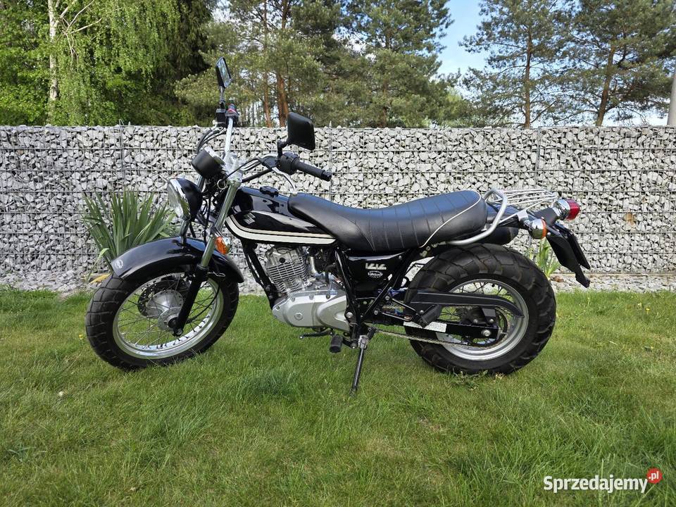 SUZUKI RV 125 VAN VAN kat B Rok produkcji 2013 Grabowa