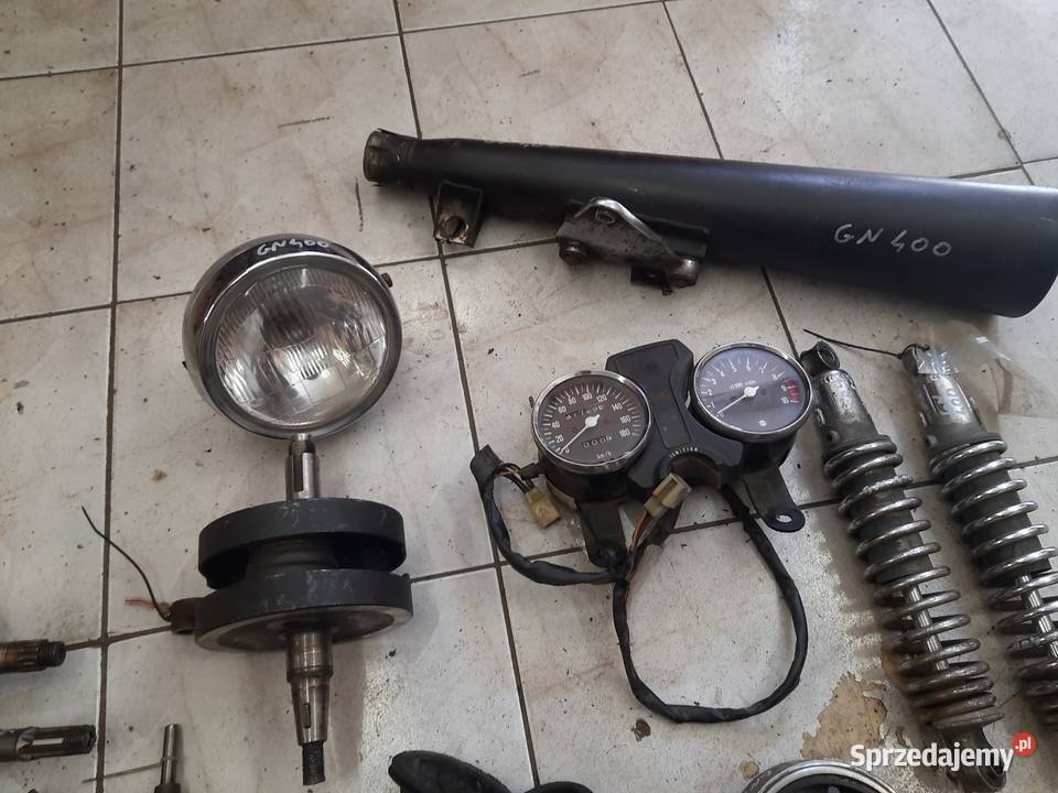 Suzuki GN 400 części tłumik licznik lampa amor dolnośląskie Jelenia Góra