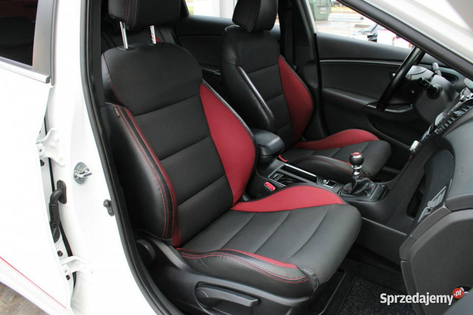 Hyundai i30 TURBOOrglakierSerwis do koncaBogate przyciemniane szyby Gliwice sprzedam