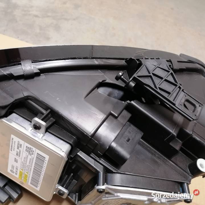 Lampa Audi A4 B8 Bi xenon nie skretny prawy Ścinawa