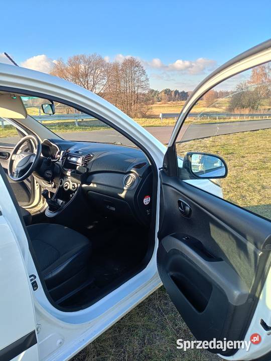 Hyundai i10 małe białe pędzidełko szuka nowego 1100cm3