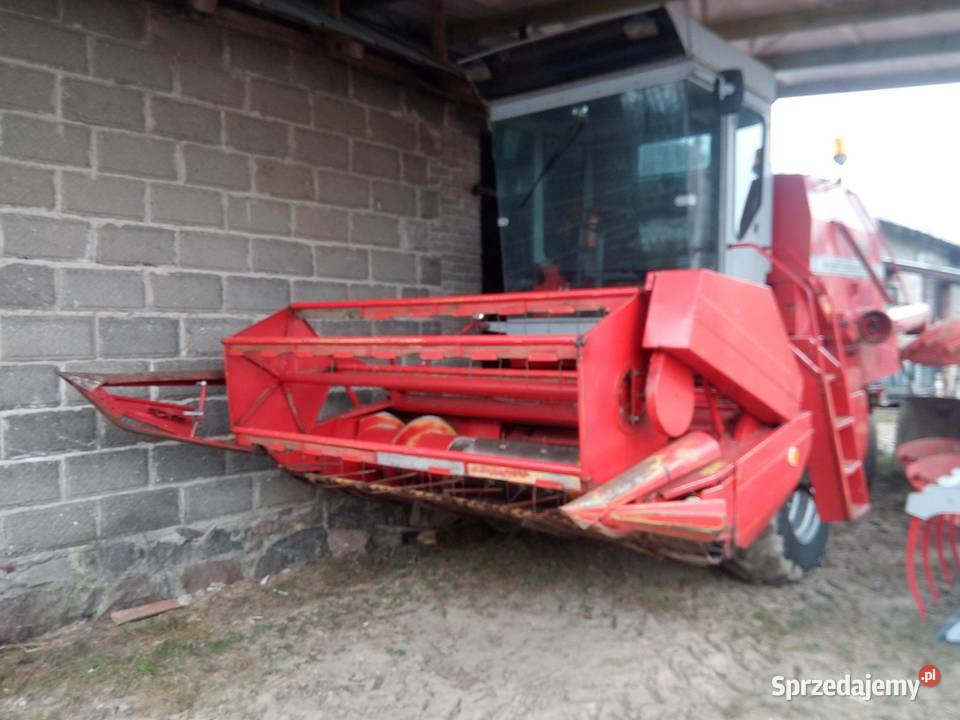 Kombajn MF 330 Do kombajnów Filipów Czwarty