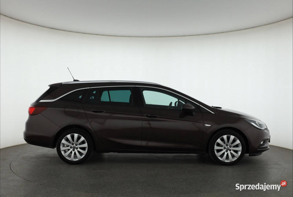 Opel Astra 14 T Piaseczno