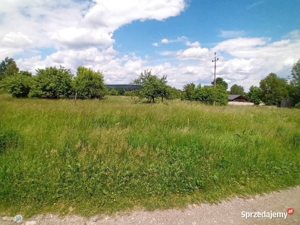sprzedaży działki Zagnańsk 820m2