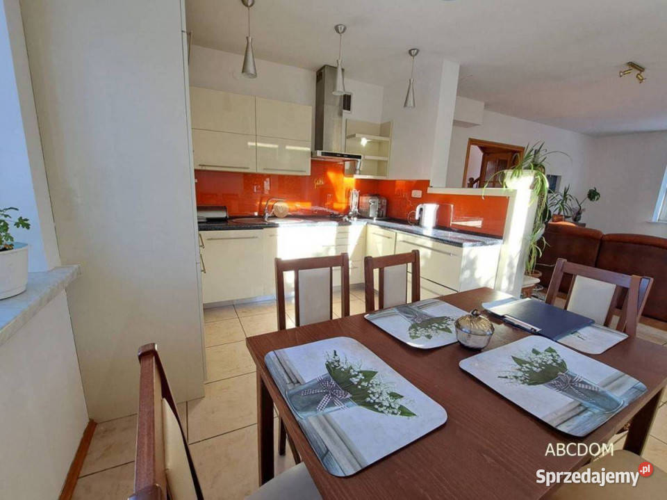 Dom wolnostojący urocze miejsce 1 piętro Droginia