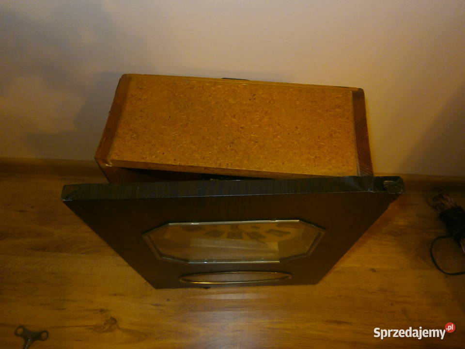 Zegar wiszący CCCP JANTAR sprawny do renoawcji Łódź