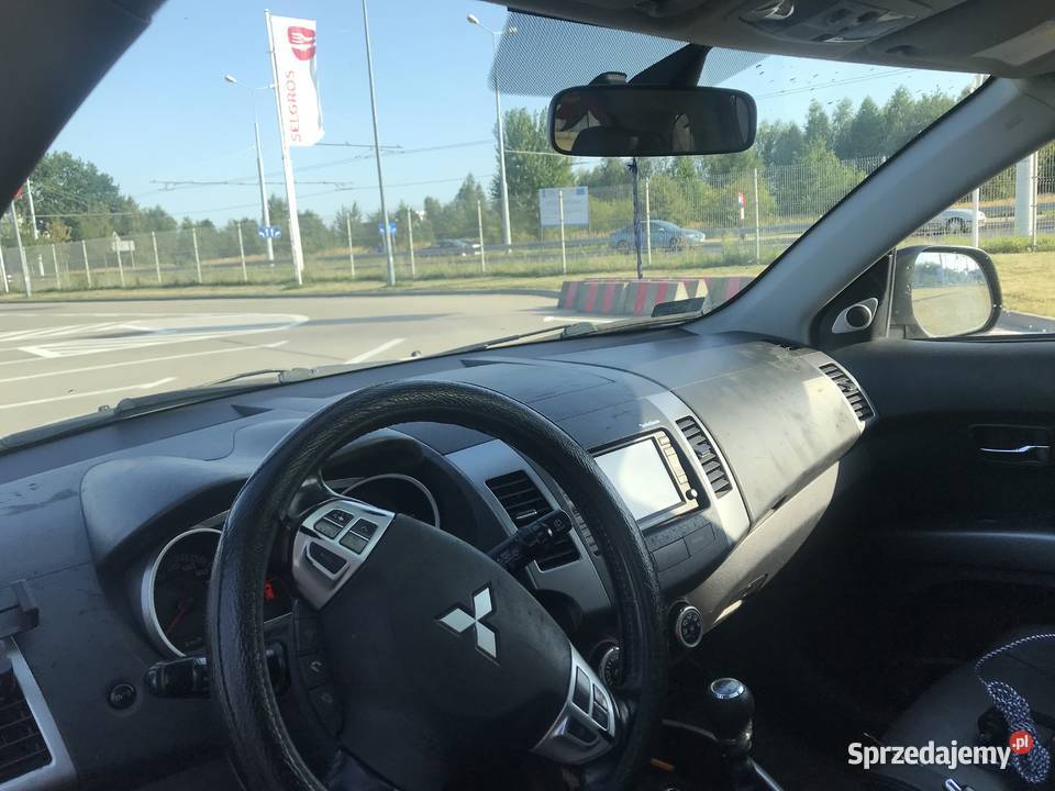 Mitsubishi Outalnder 4x4 bogate wyposażenie Lublin