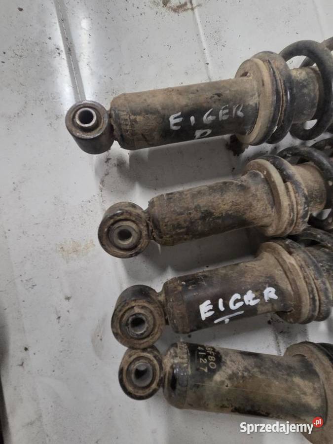 Amortyzator przod tyl suzuki eiger 400 kingquad pomorskie Wiele