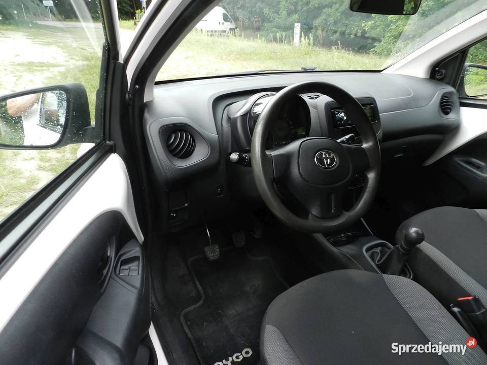 Toyota Aygo II Ekonomiczna niezawodna z VAT marża Puszczykowo